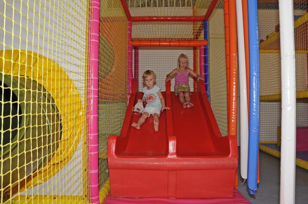 Camping Het Wieskamp Henxel Eksteriør billede