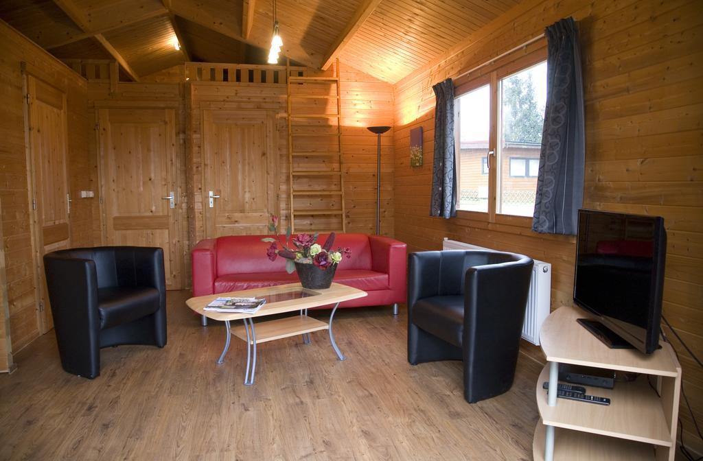Camping Het Wieskamp Henxel Eksteriør billede